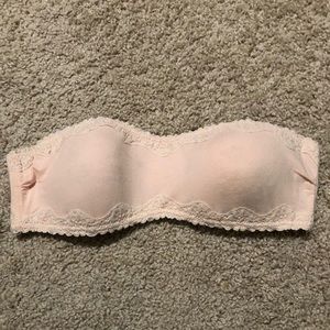 Light pink strapless bra